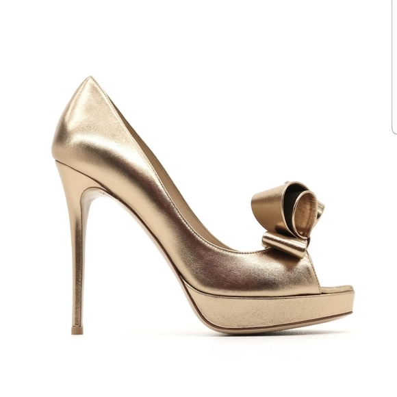 **sold**NWT Valentino bow pump heels size 39/9 - Picture 5 of 5